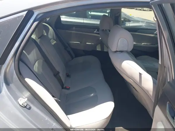 5NPE24AFXHH508047 2017 HYUNDAI SONATA - Image 8