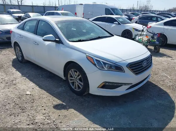5NPE24AFXHH511787 2017 HYUNDAI SONATA - Image 1