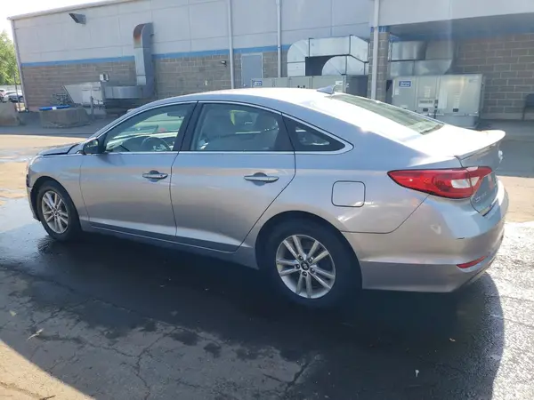 5NPE24AFXHH514219 2017 HYUNDAI SONATA - Image 2