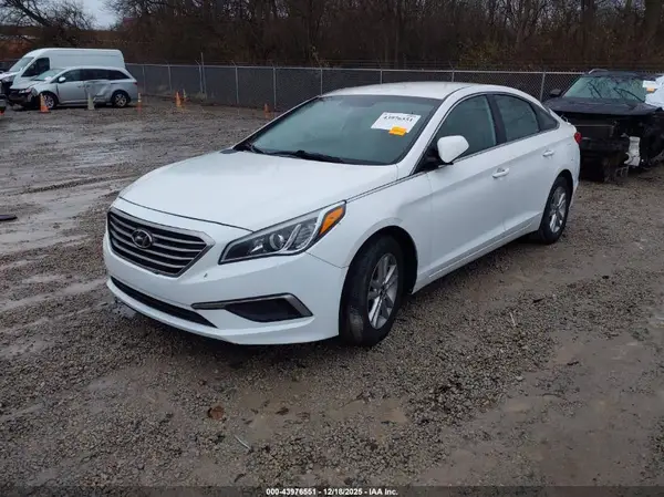 5NPE24AFXHH514379 2017 HYUNDAI SONATA - Image 2