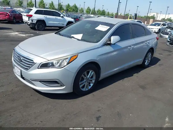 5NPE24AFXHH514785 2017 HYUNDAI SONATA - Image 2