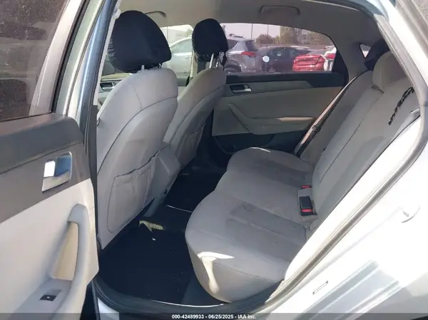 5NPE24AFXHH514785 2017 HYUNDAI SONATA - Image 8