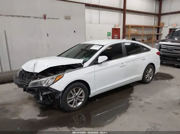 5NPE24AFXHH514978 2017 HYUNDAI SONATA - Image 2