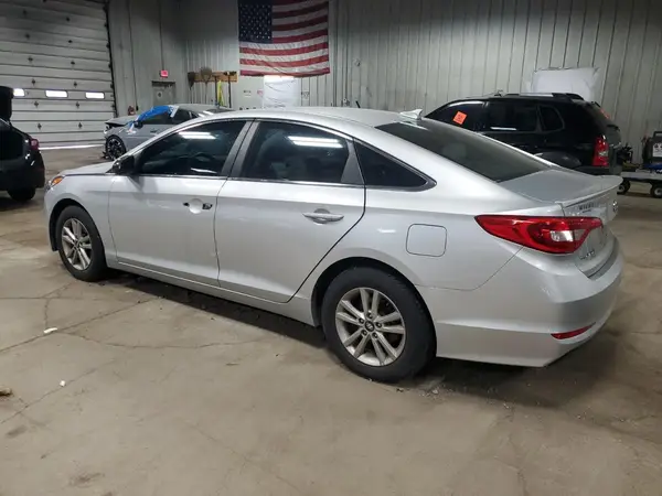 5NPE24AFXHH517525 2017 HYUNDAI SONATA - Image 2