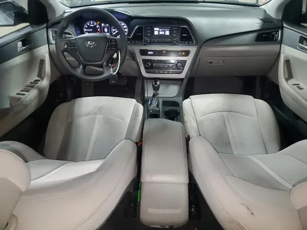 5NPE24AFXHH517525 2017 HYUNDAI SONATA - Image 8