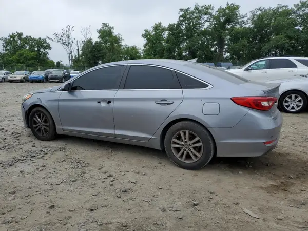 5NPE24AFXHH520604 2017 HYUNDAI SONATA - Image 2