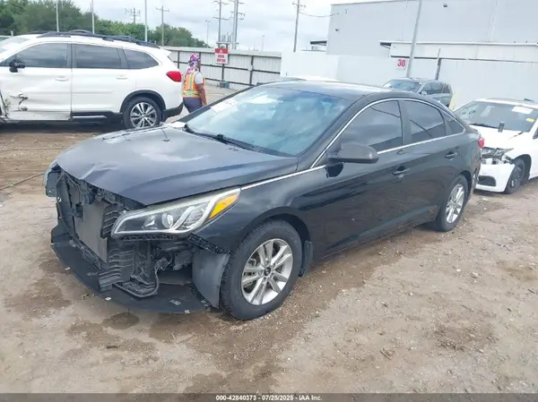 5NPE24AFXHH522269 2017 HYUNDAI SONATA - Image 2
