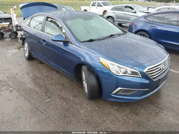 5NPE24AFXHH525995 2017 HYUNDAI SONATA - Image 1