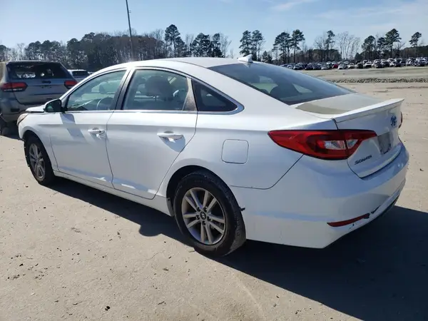 5NPE24AFXHH529836 2017 HYUNDAI SONATA - Image 2