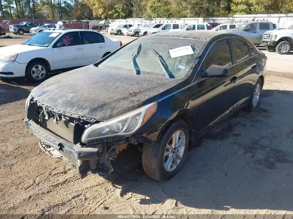 5NPE24AFXHH530422 2017 HYUNDAI SONATA - Image 2