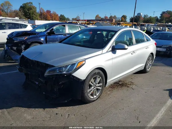 5NPE24AFXHH537256 2017 HYUNDAI SONATA - Image 2