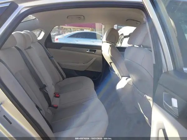 5NPE24AFXHH537256 2017 HYUNDAI SONATA - Image 8