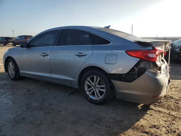 5NPE24AFXHH538326 2017 HYUNDAI SONATA - Image 2