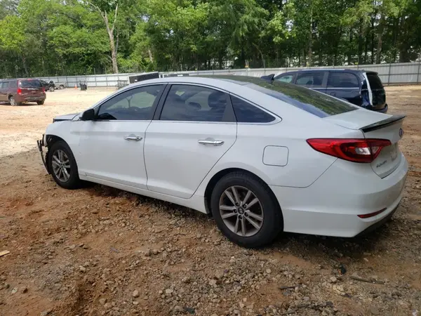 5NPE24AFXHH547821 2017 HYUNDAI SONATA - Image 2