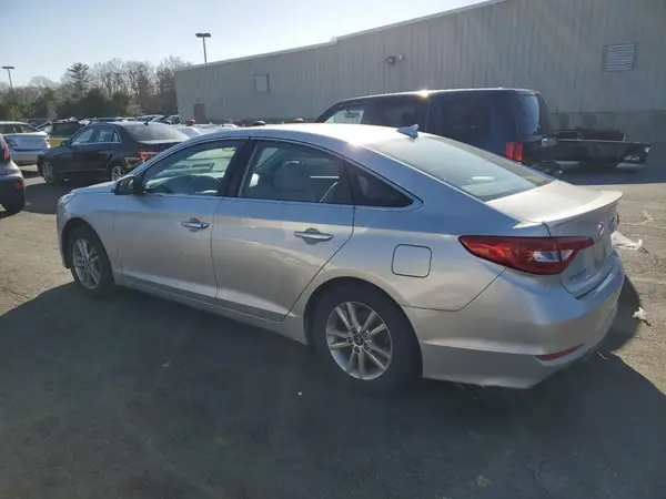 5NPE24AFXHH549407 2017 HYUNDAI SONATA - Image 2