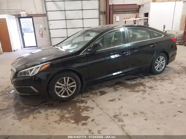 5NPE24AFXHH552596 2017 HYUNDAI SONATA - Image 2