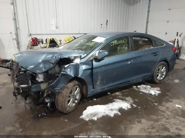 5NPE24AFXHH554462 2017 HYUNDAI SONATA - Image 2
