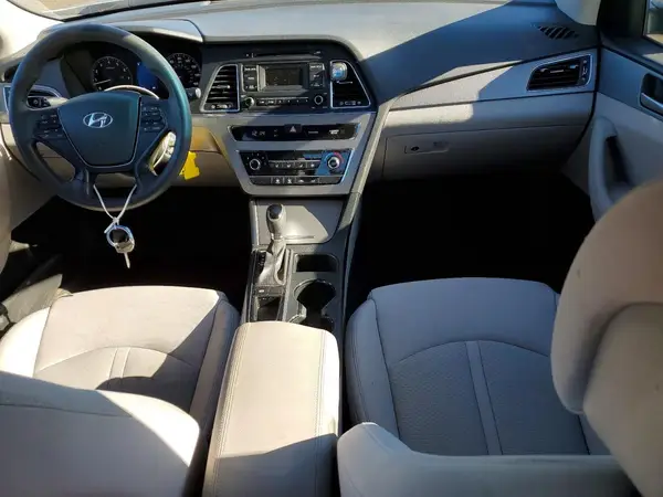 5NPE24AFXHH558110 2017 HYUNDAI SONATA - Image 8