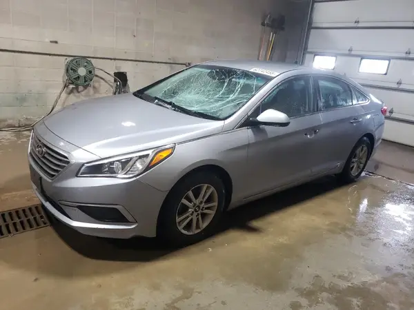 5NPE24AFXHH558267 2017 HYUNDAI SONATA - Image 1