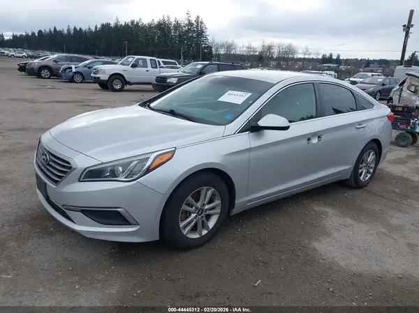 5NPE24AFXHH559466 2017 HYUNDAI SONATA - Image 2