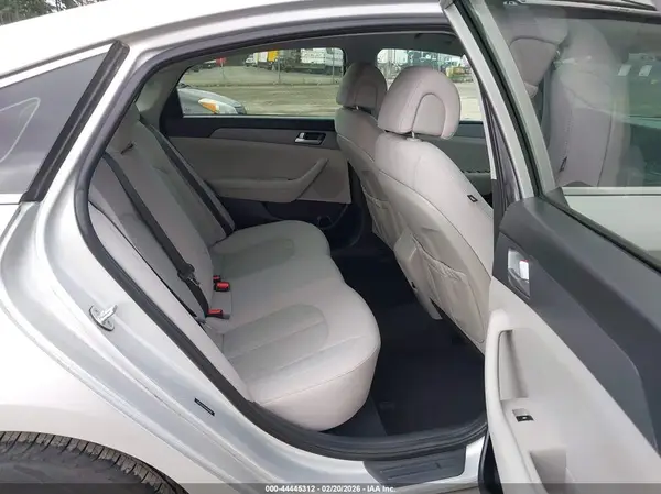 5NPE24AFXHH559466 2017 HYUNDAI SONATA - Image 8