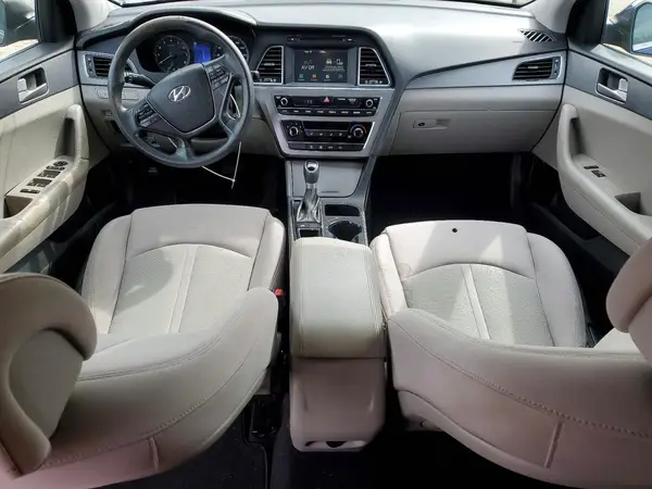 5NPE24AFXHH560911 2017 HYUNDAI SONATA - Image 8