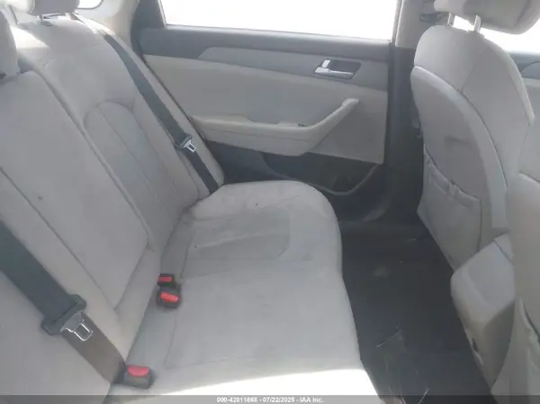 5NPE24AFXHH561007 2017 HYUNDAI SONATA - Image 8
