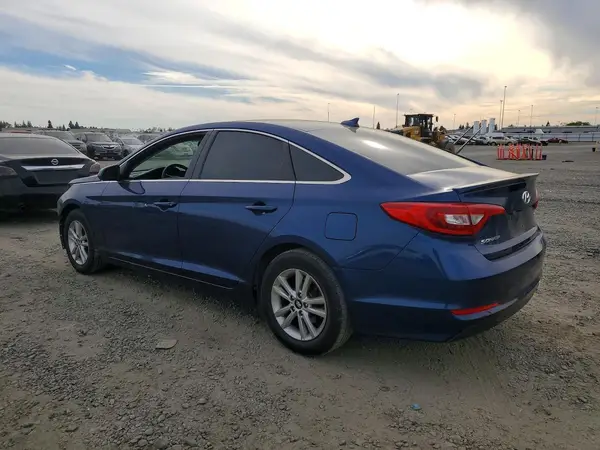 5NPE24AFXHH561556 2017 HYUNDAI SONATA - Image 2