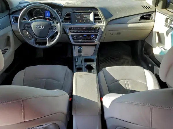 5NPE24AFXHH565123 2017 HYUNDAI SONATA - Image 8