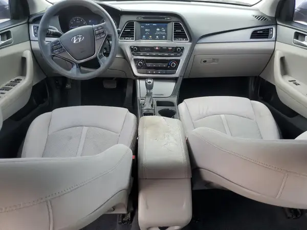 5NPE24AFXHH565722 2017 HYUNDAI SONATA - Image 8