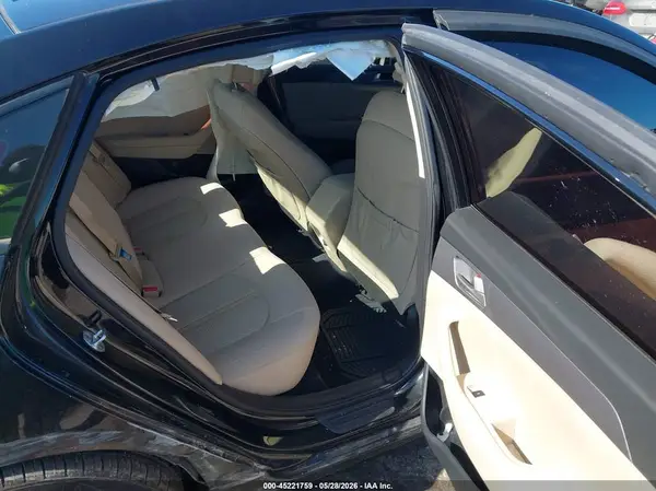 5NPE24AFXHH566093 2017 HYUNDAI SONATA - Image 8