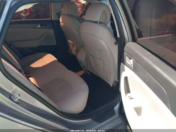 5NPE24AFXHH566871 2017 HYUNDAI SONATA - Image 8