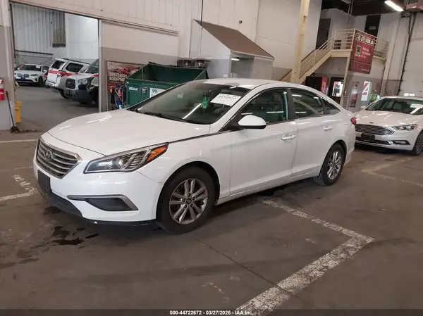 5NPE24AFXHH567504 2017 HYUNDAI SONATA - Image 2