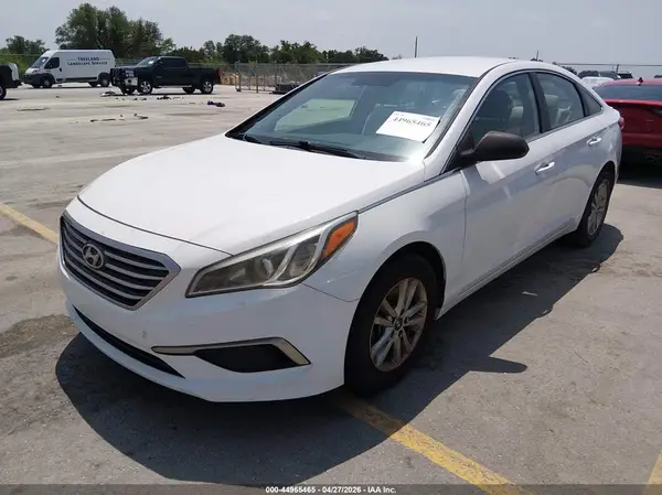 5NPE24AFXHH568037 2017 HYUNDAI SONATA - Image 2