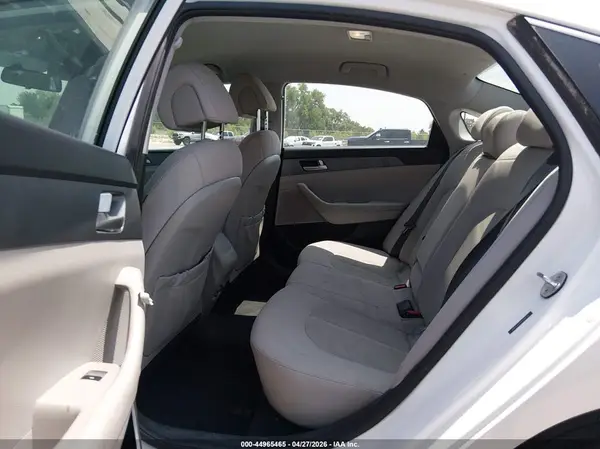 5NPE24AFXHH568037 2017 HYUNDAI SONATA - Image 8
