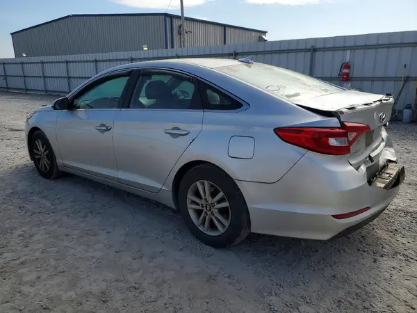 5NPE24AFXHH569477 2017 HYUNDAI SONATA - Image 2
