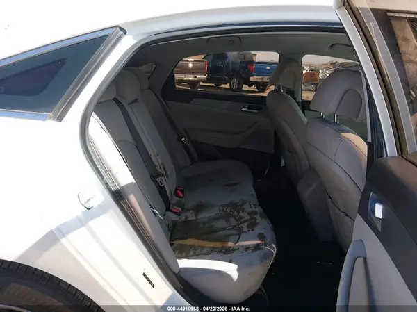 5NPE24AFXHH570189 2017 HYUNDAI SONATA - Image 8