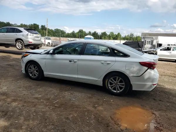 5NPE24AFXHH577725 2017 HYUNDAI SONATA - Image 2