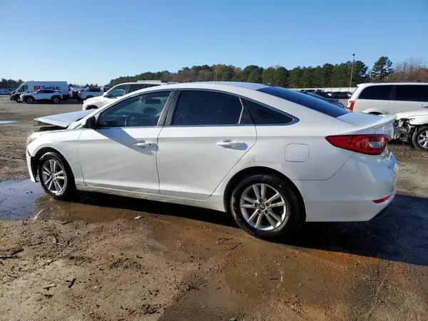 5NPE24AFXHH585355 2017 HYUNDAI SONATA - Image 2
