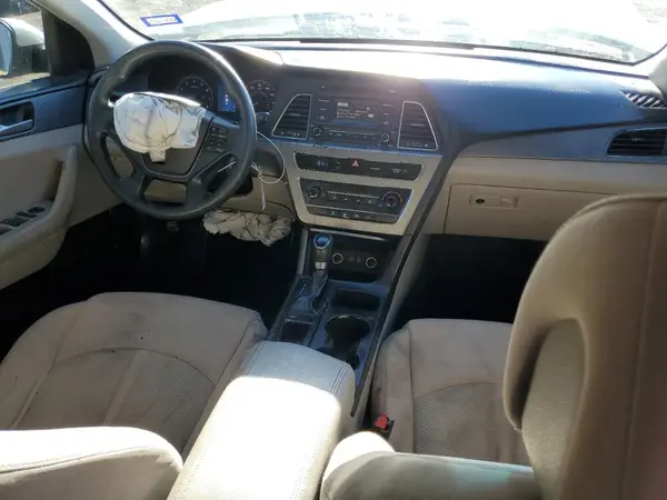 5NPE24AFXHH585355 2017 HYUNDAI SONATA - Image 8