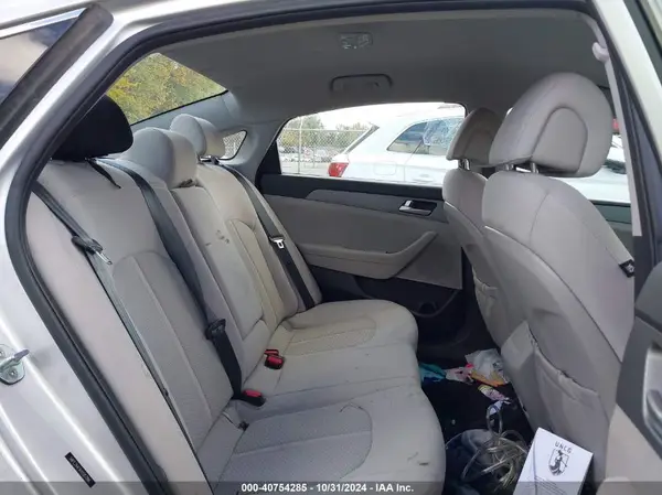 5NPE24AFXHH587896 2017 HYUNDAI SONATA - Image 8