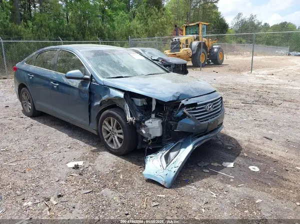 5NPE24AFXHH587980 2017 HYUNDAI SONATA - Image 1