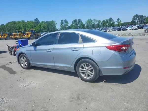 5NPE24AFXHH589812 2017 HYUNDAI SONATA - Image 2