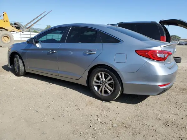 5NPE24AFXHH592886 2017 HYUNDAI SONATA - Image 2