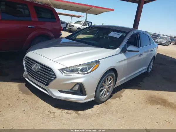 5NPE24AFXJH597818 2018 HYUNDAI SONATA - Image 2