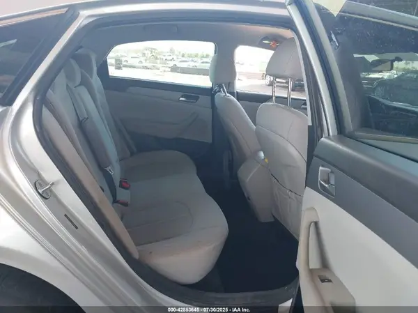 5NPE24AFXJH597818 2018 HYUNDAI SONATA - Image 8