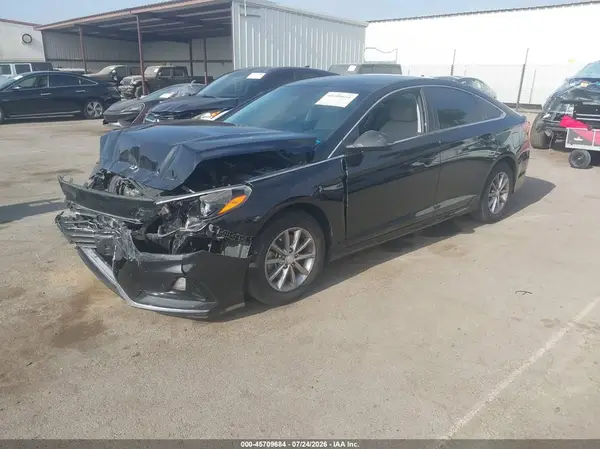 5NPE24AFXJH597866 2018 HYUNDAI SONATA - Image 2