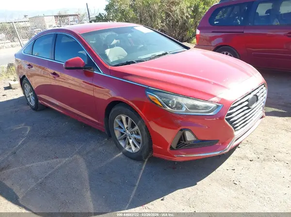 5NPE24AFXJH598645 2018 HYUNDAI SONATA - Image 1