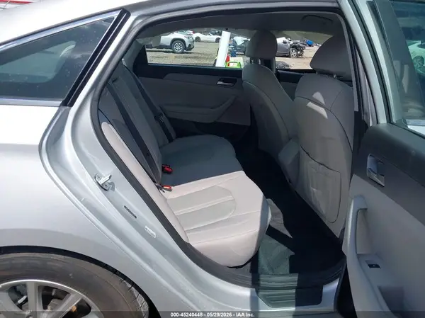 5NPE24AFXJH600703 2018 HYUNDAI SONATA - Image 8