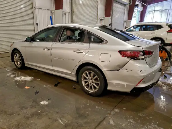 5NPE24AFXJH603374 2018 HYUNDAI SONATA - Image 2